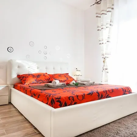 Residenza Larissa Luxury 1 *