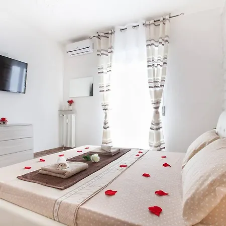 Daire Residenza Larissa Luxury 1 *
